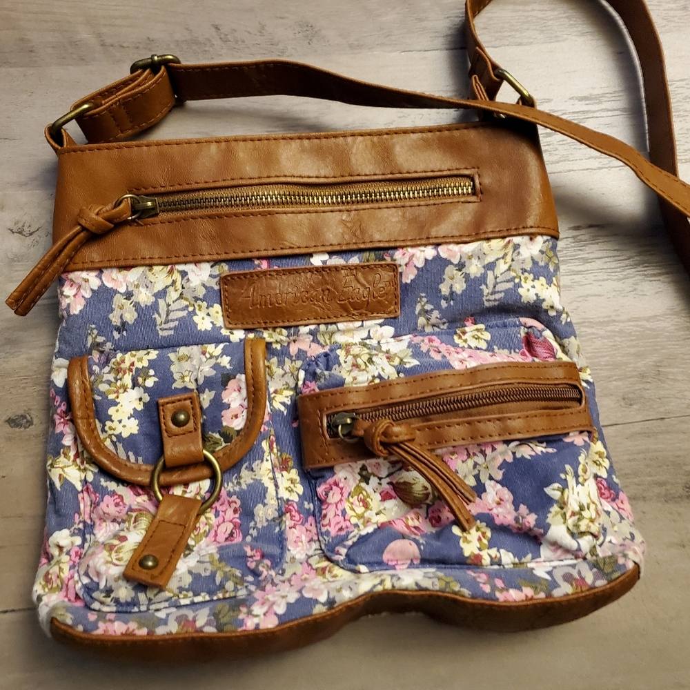 American Eagle floral  crossbody bag